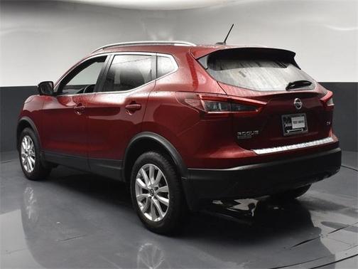 2022 Nissan Rogue Sport SV