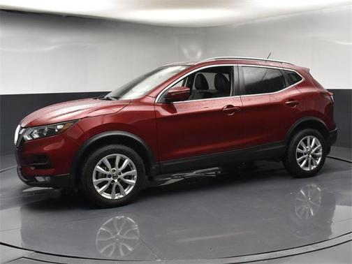 2022 Nissan Rogue Sport SV
