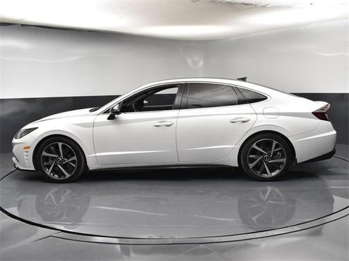 2022 Hyundai SONATA SEL Plus