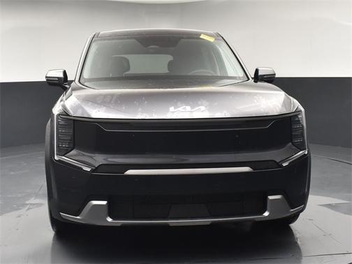 2026 Kia EV9 Light Long Range