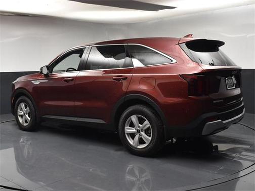 2025 Kia Sorento LX