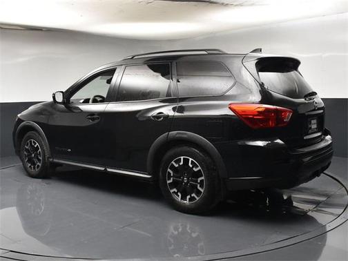 2020 Nissan Pathfinder SL 2WD