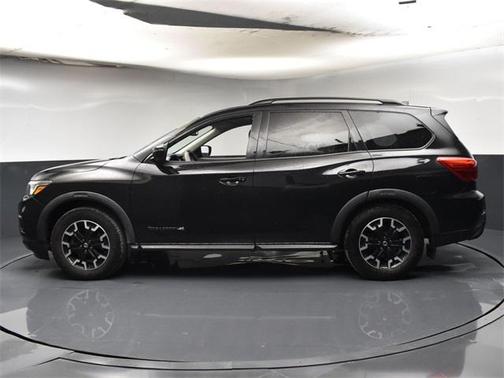 2020 Nissan Pathfinder SL 2WD
