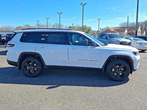 Bright White Clearcoat 2026 Jeep Grand Cherokee L Limited