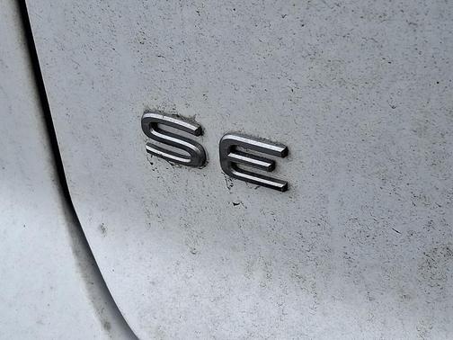 2023 Volkswagen Atlas Cross Sport 2.0T SE w/Technology