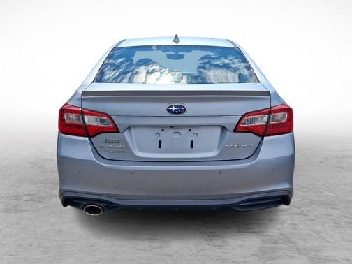 Ice Silver Metallic 2018 Subaru Legacy 2.5i Sport