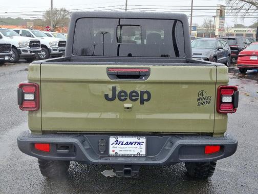 2025 Jeep Gladiator Sport