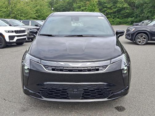 Diamond Black 2027 Chrysler Pacifica SELECT