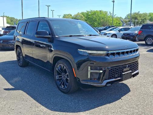 Gloss Black 2026 Jeep Grand Wagoneer Summit Obsidian