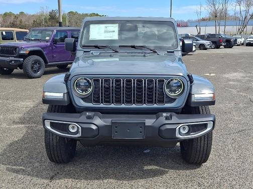 Anvil Clearcoat 2026 Jeep Gladiator Sport