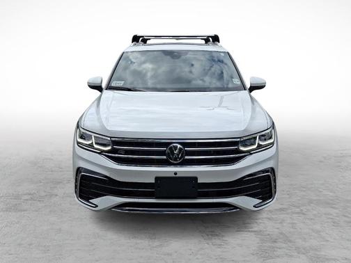 Opal White Pearl Effect 2024 Volkswagen Tiguan 2.0T SEL R-Line