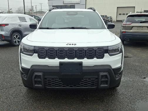 Bright White Clearcoat 2026 Jeep Cherokee LAREDO/LIMITED