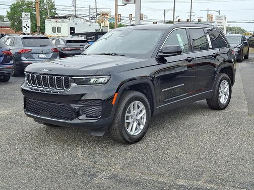 2025 Jeep Grand Cherokee Laredo X