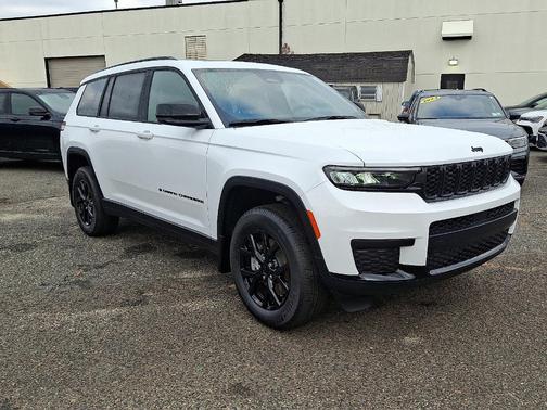2025 Jeep Grand Cherokee L Laredo