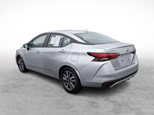 2021 Nissan Versa 1.6 SV
