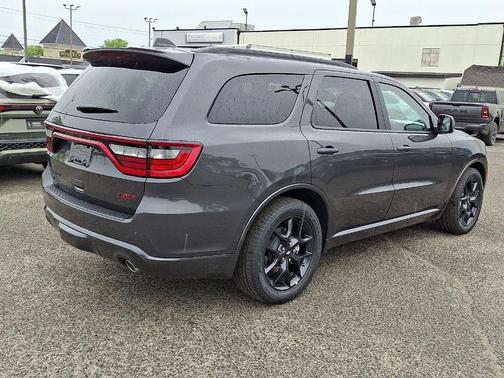 Vapor Gray 2026 Dodge Durango GT Plus HEMI V8