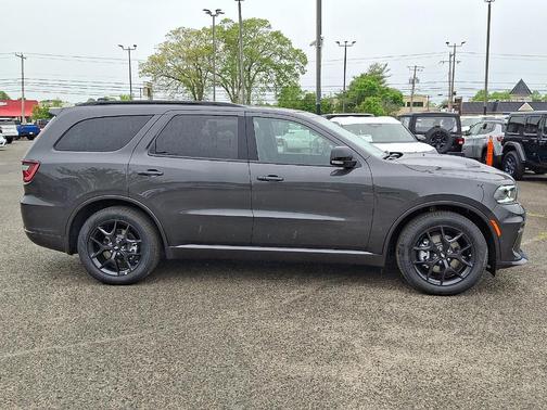Vapor Gray 2026 Dodge Durango GT Plus HEMI V8