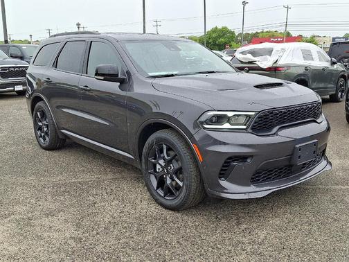 Vapor Gray 2026 Dodge Durango GT Plus HEMI V8