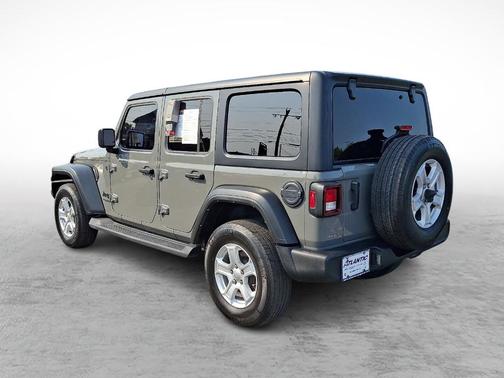 2022 Jeep Wrangler Unlimited Sport