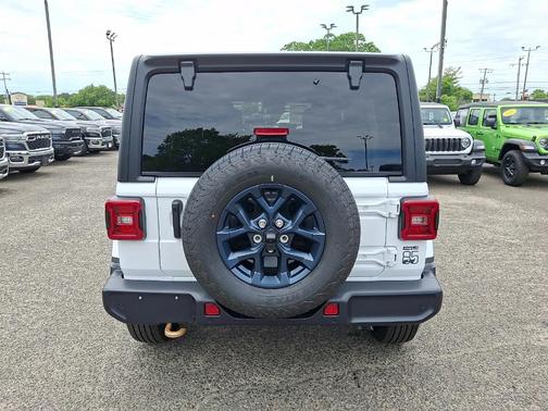 Bright White Clearcoat 2026 Jeep Wrangler Sport