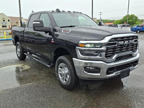 Diamond Black 2026 RAM 2500 Tradesman