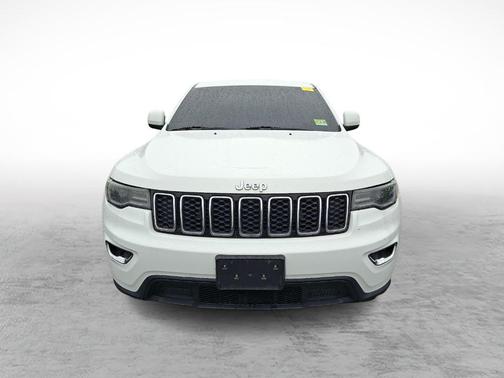 Bright White Clearcoat 2021 Jeep Grand Cherokee Laredo E