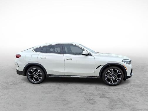 2023 BMW X6 xDrive40i