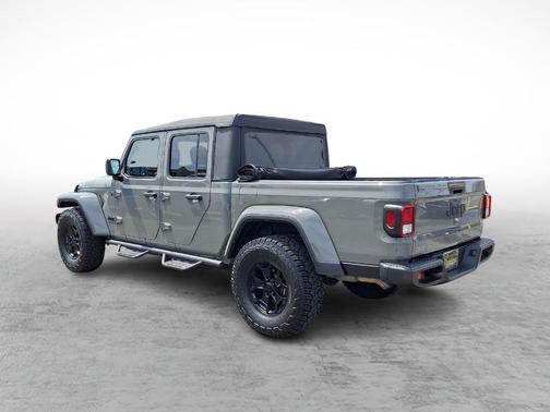 Sting Gray Clearcoat 2022 Jeep Gladiator Sport