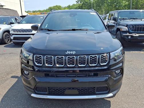 Diamond Black 2026 Jeep Compass Limited