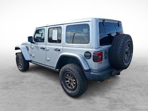Silver Zynith Clearcoat 2023 Jeep Wrangler Rubicon 392