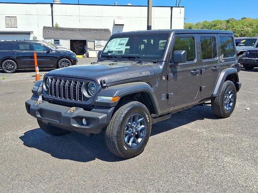 Granite Crystal Clearcoat Metallic 2026 Jeep Wrangler Sport