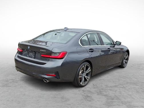 2021 BMW 330 i xDrive