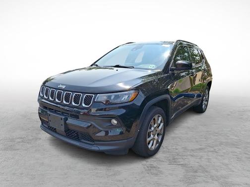 Diamond Black 2023 Jeep Compass Latitude Lux