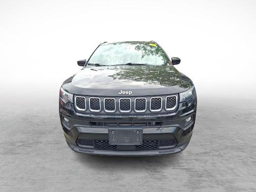 Diamond Black 2023 Jeep Compass Latitude Lux