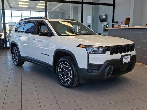 2026 Jeep Cherokee LAREDO/LIMITED