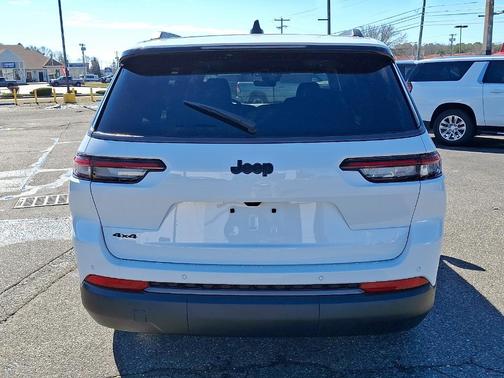 Bright White Clearcoat 2026 Jeep Grand Cherokee L Limited