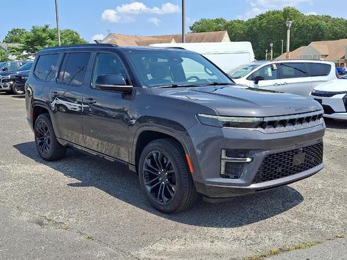 Metallic 2026 Jeep Grand Wagoneer Summit Obsidian