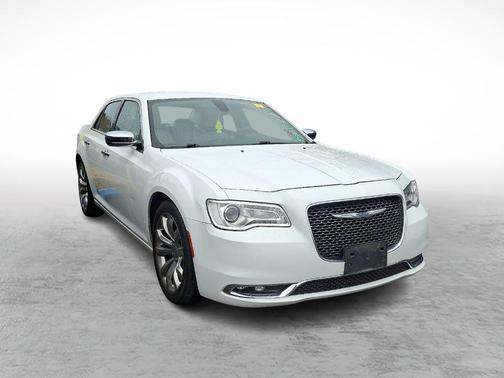 2018 Chrysler 300 Limited