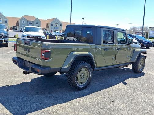 41 EXTERIOR PAINT 2026 Jeep Gladiator Sport