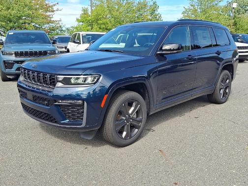 Fathom Blue Pearlcoat 2027 Jeep Grand Cherokee L Limited