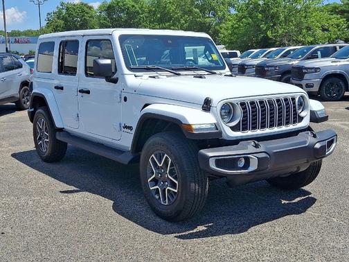 2025 Jeep Wrangler Sahara