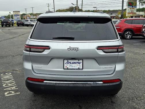 2025 Jeep Grand Cherokee L Laredo