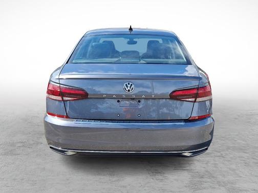 2022 Volkswagen Passat 2.0T SE