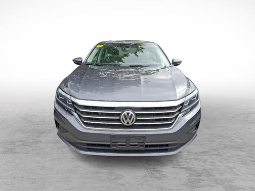 2022 Volkswagen Passat 2.0T SE