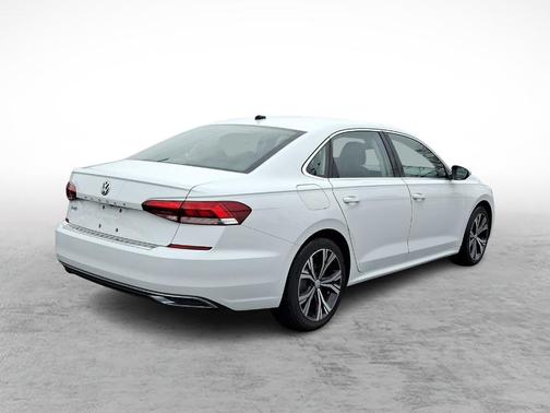 2021 Volkswagen Passat 2.0T SE
