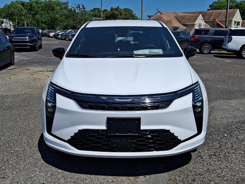 Bright White Clearcoat 2027 Chrysler Pacifica SELECT