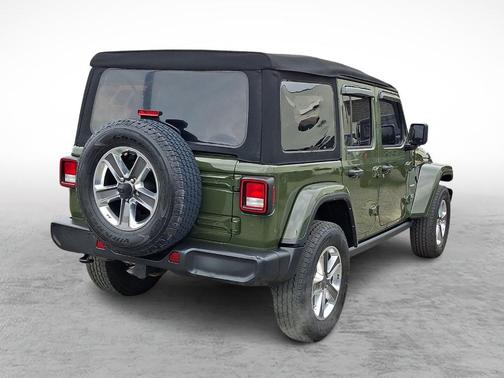 Sarge Green Clearcoat 2022 Jeep Wrangler Unlimited Sahara