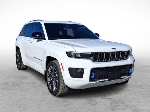 2022 Jeep Grand Cherokee 4xe Overland