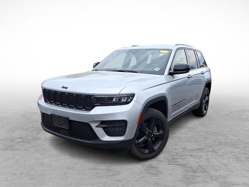 Silver Zynith 2023 Jeep Grand Cherokee Altitude