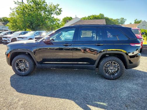2024 Jeep Grand Cherokee 4xe Trailhawk